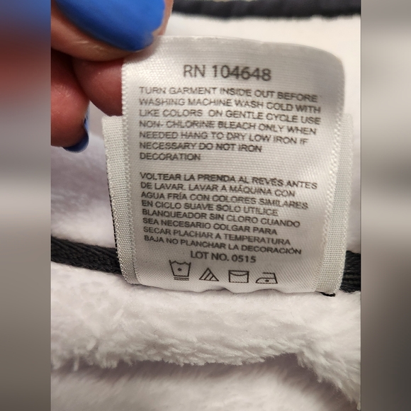 White Fleece Pullover with Logo - Picture 6 of 7